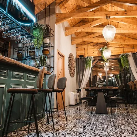 Gerendaház Helen Voskopoja