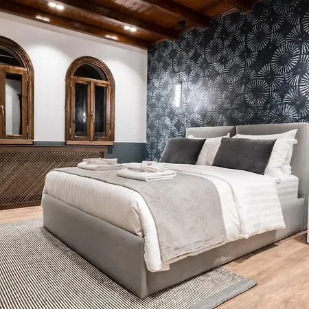 Gerendaház Helen Voskopoja